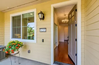 Photo #2: ML82000541 Listing