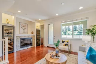 Photo #5: ML82000541 Listing