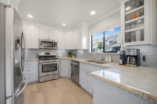 Photo #2: ML82000569 Listing 