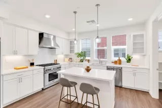 Photo #5: ML82000762 Listing