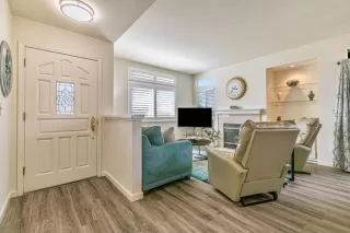 Photo #4: ML82000779 Listing