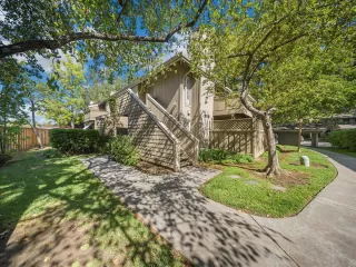 Photo #3: ML82000792 Listing