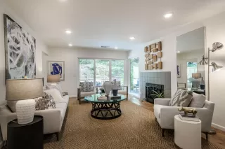 Photo #4: ML82000846 Listing