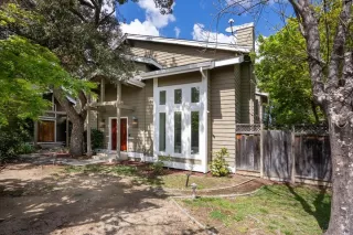 Photo #2: ML82000864 Listing