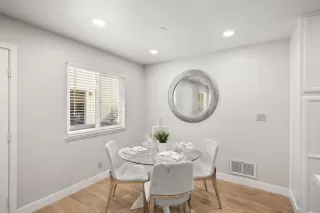 Photo #4: ML82000905 Listing