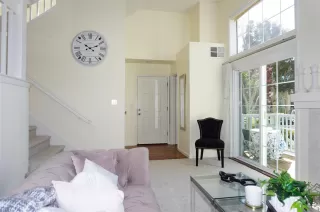 Photo #4: ML82000957 Listing