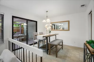 Photo #5: ML82001002 Listing