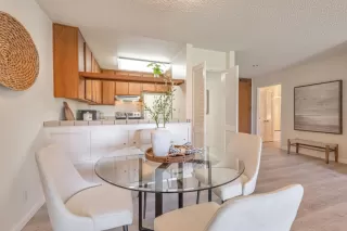 Photo #4: ML82001085 Listing