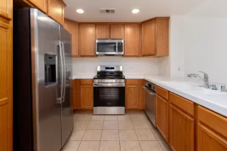 Photo #4: ML82001086 Listing