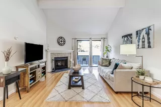 Photo #4: ML82001103 Listing 