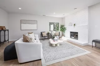 Photo #2: ML82001215 Listing 