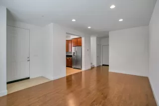 Photo #5: ML82001256 Listing