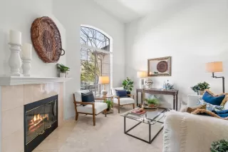 Photo #2: ML82001391 Listing 