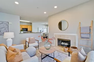 Photo #4: ML82001531 Listing 