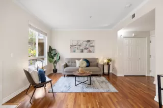 Photo #4: ML82001535 Listing 