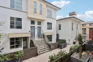 Photo #5: ML82001671 Listing