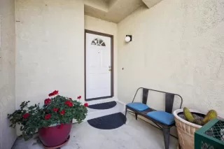 Photo #5: ML82001674 Listing