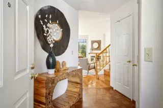 Photo #6: ML82001674 Listing