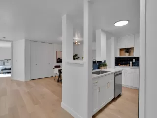 Photo #5: ML82001691 Listing