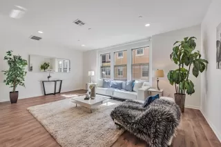 Photo #6: ML82001699 Listing