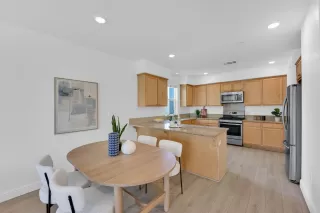 Photo #6: ML82001837 Listing 