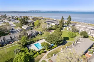 Photo #4: ML82001863 Listing