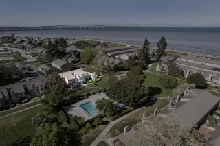 Photo #5: ML82001863 Listing