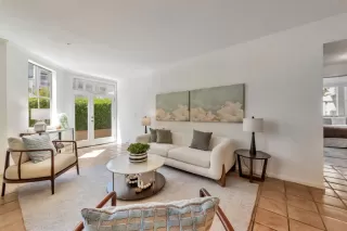 Photo #5: ML82001886 Listing