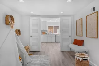 Photo #5: ML82002002 Listing 