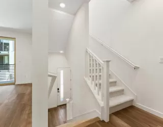 Photo #2: ML82002040 Listing 