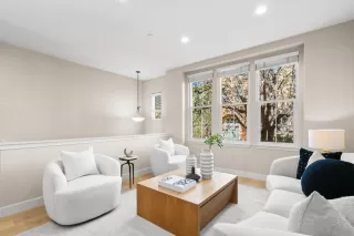 Photo #5: ML82002051 Listing 