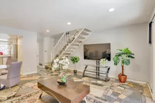 Photo #3: ML82002082 Listing