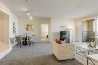 Photo #5: ML82002132 Listing 