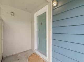 More Details about MLS # ML82002133 : 7053 RAINBOW DR 4