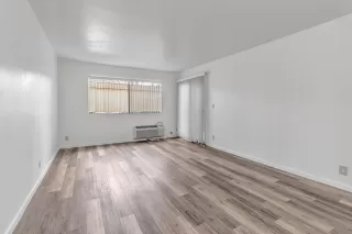 Photo #2: ML82002152 Listing