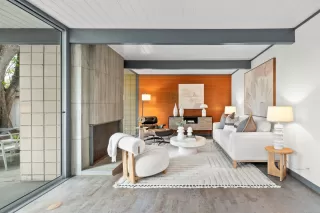 Photo #4: ML82002243 Listing