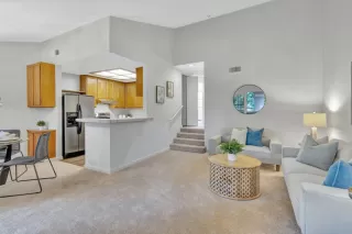 Photo #5: ML82002324 Listing