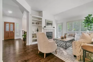 Photo #5: ML82002326 Listing