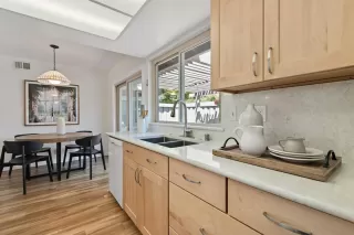 Photo #4: ML82002497 Listing 