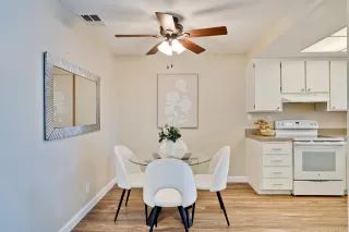 Photo #5: ML82002694 Listing 