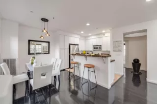 Photo #4: ML82002806 Listing 