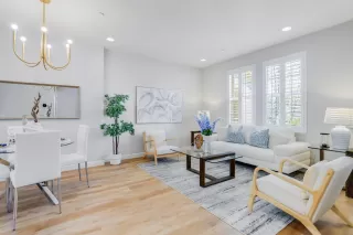 Photo #5: ML82002809 Listing