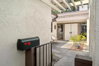 Photo #4: ML82002831 Listing