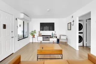 Photo #6: ML82002842 Listing