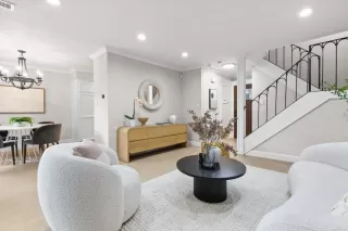 Photo #4: ML82002877 Listing