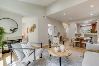 Photo #6: ML82002946 Listing