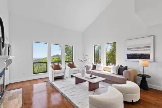 Photo #1: ML82003024 Listing