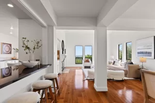 Photo #6: ML82003024 Listing