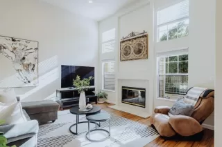 Photo #4: ML82003038 Listing