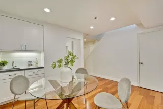 Photo #6: ML82003101 Listing 